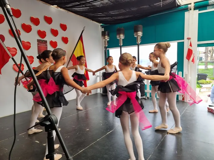 Pop Academia Fama — baile-studio en Los Boliches, Fuengirola — 2