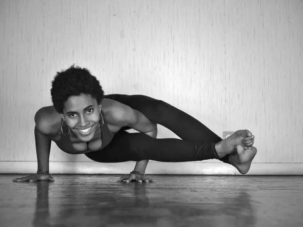 Camille Oriot - Prof. de yoga vinyasa — yoga-studio à Paris — 3