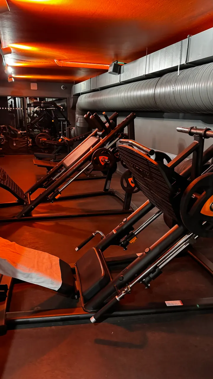 Studio 208 Paris — HIIT à Paris 15e Arrondissement, Paris