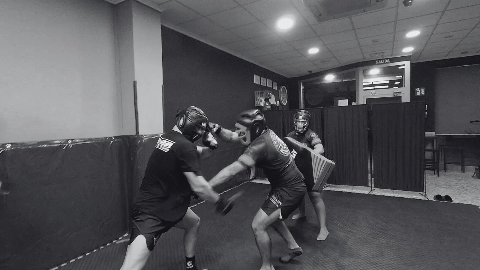 Legio Hispana Martial Arts — kampsport-studio i Elche — bild 3