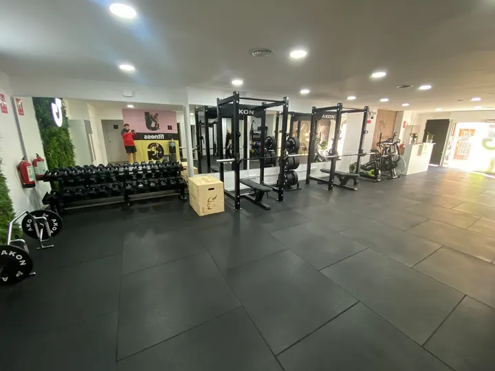 JG fitness Sant Cugat | Entrenador personal & Electroestimulación | Barcelona — Entrenamiento personal en Costa del Golf, Sant Cugat del Vallès