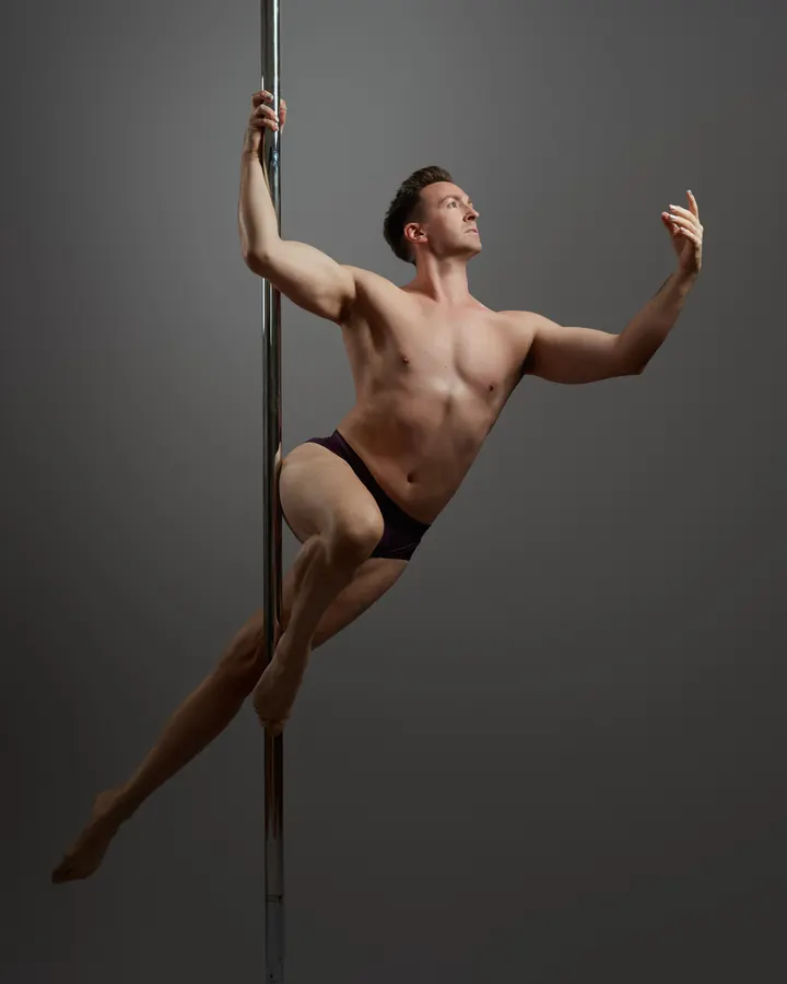Zero Gravity Arts — pole fitness-studio in Hailing, Göppingen — 2