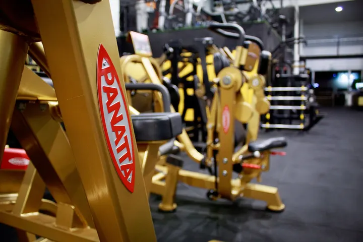 Pumping Hierro — fuerza-studio en Torremolinos — 5