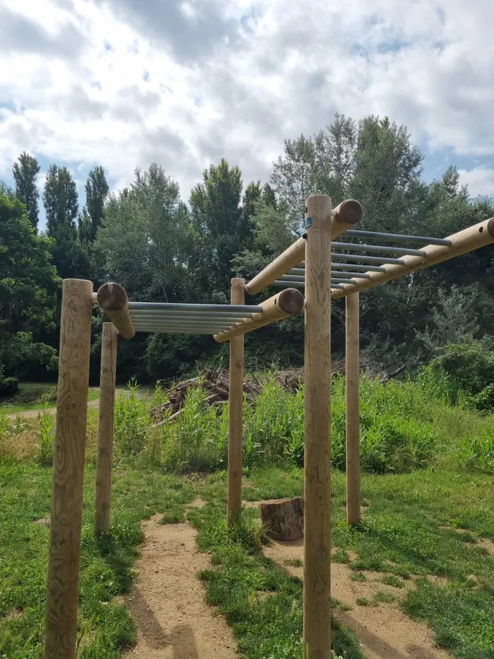 Aire de fitness — Salle de fitness à La Feyssine, Villeurbanne