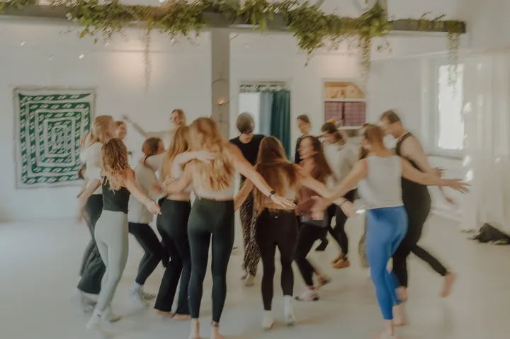 Yoga Nebenan @ Gasteigkapelle — Yoga in Haidhausen, München
