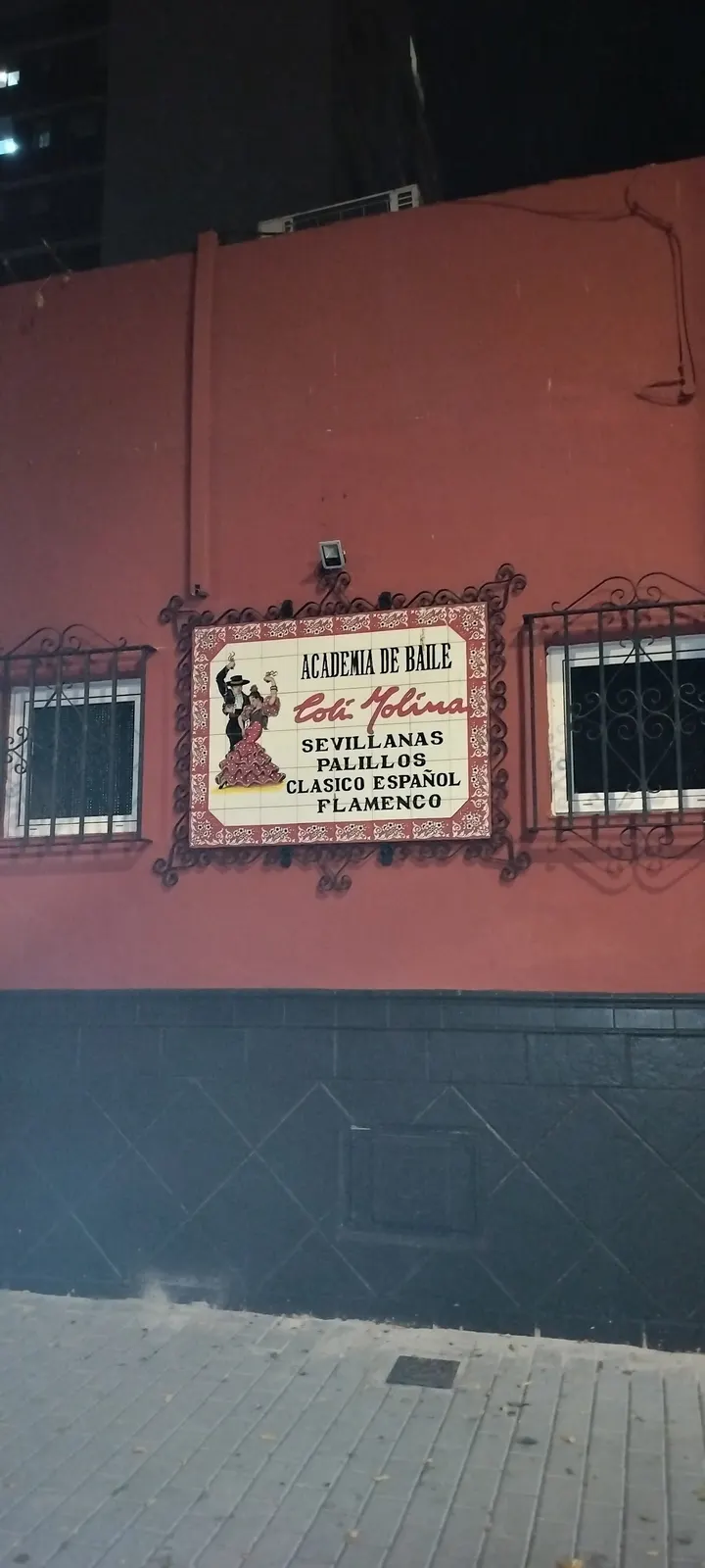 Academia de baile Loli Molina — baile-studio en Sevilla — 4