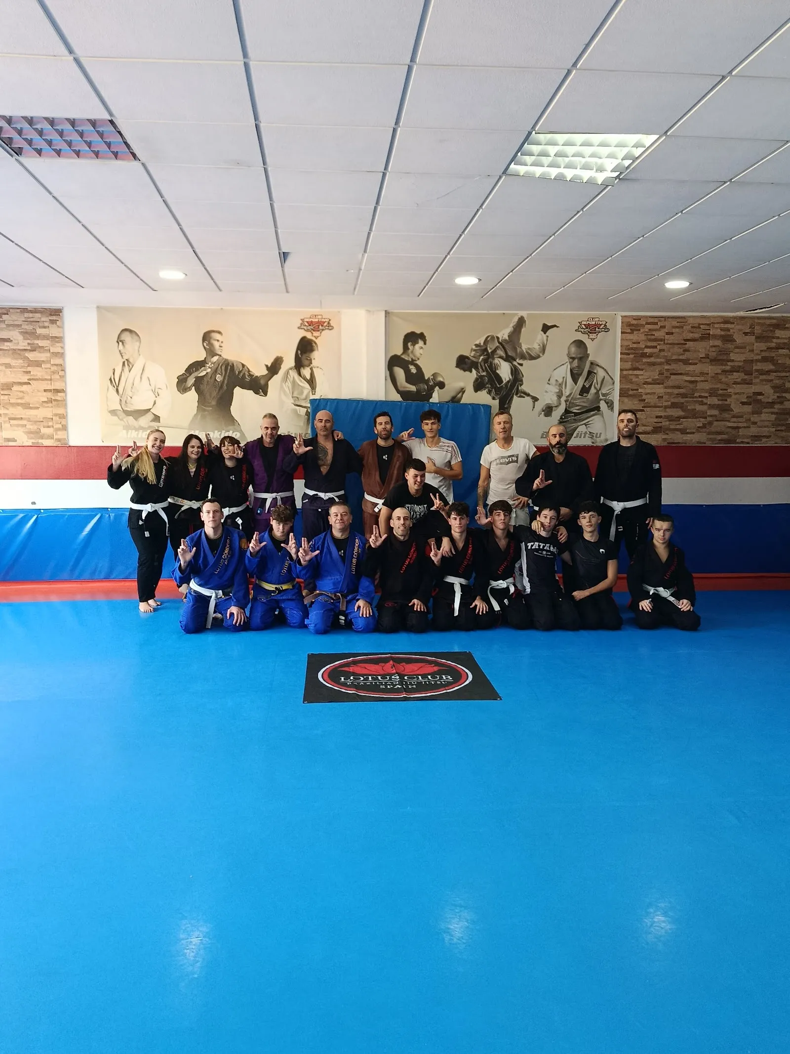 Lotus Jiu Jitsu Córdoba — artes marciales-studio en Camino Lope García, Córdoba — 3