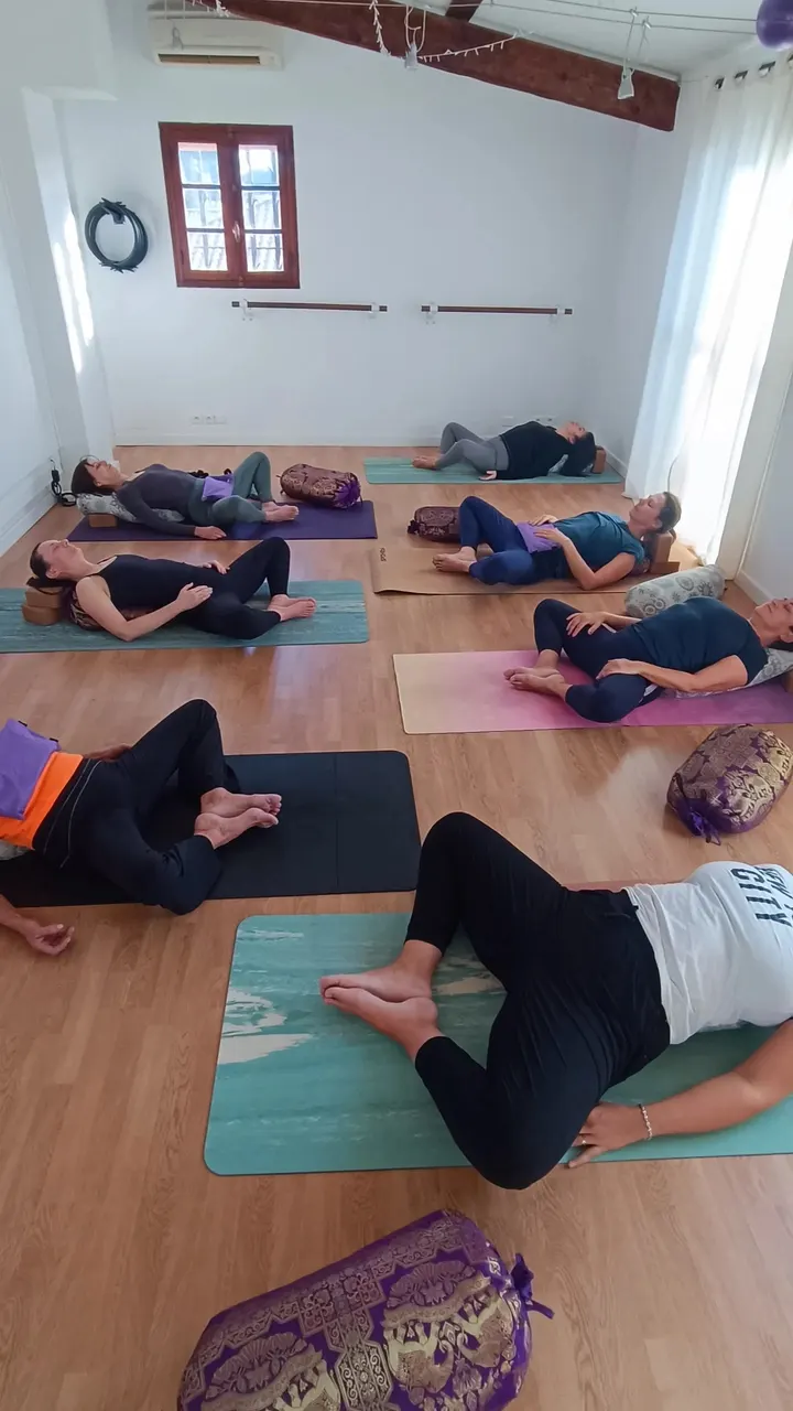Là Yoga & Pilates @Espace Tournon Carry-le-Rouet — yoga-studio à Carry-le-Rouet — 5