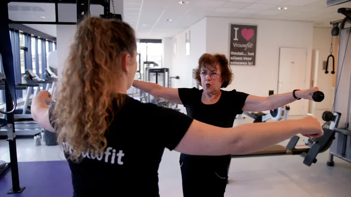 Vrouwfit Vijf meilaan — sportschool-studio in Gasthuiswijk, Leiden — 3