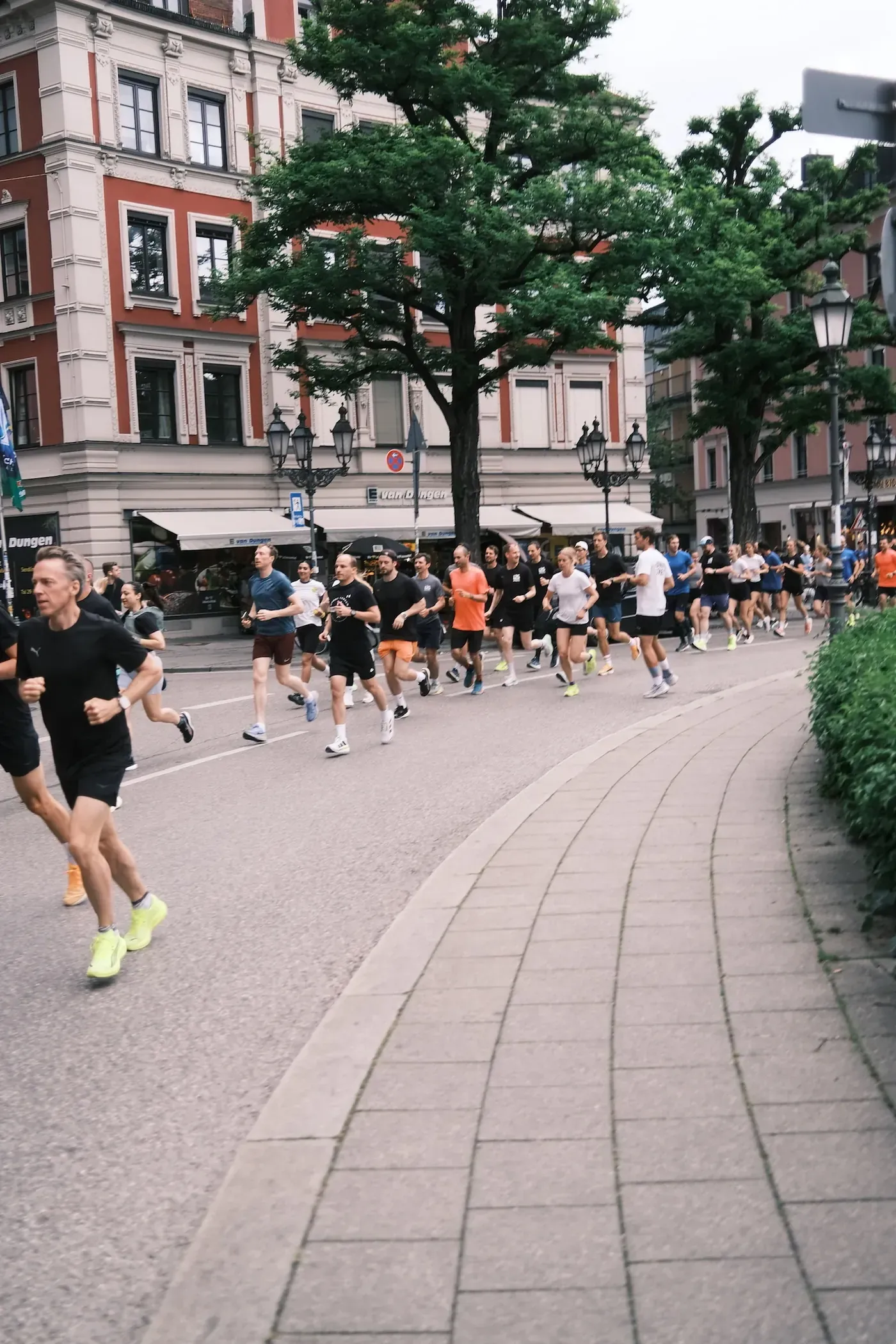 Hamburg Running Society — cykling-studio i Hamburg — 2