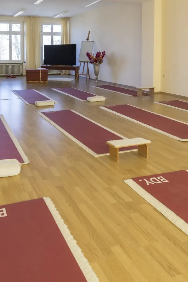 Yoga Zentrum Krefeld — yoga-studio in Krefeld — 3
