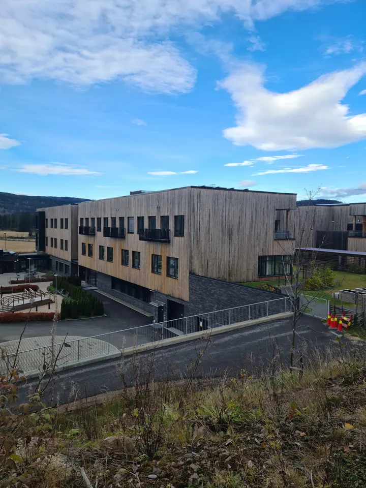 Harestua idretts- og Rehabiliteringsklinikk AS — pt-studio i Harestua — 2
