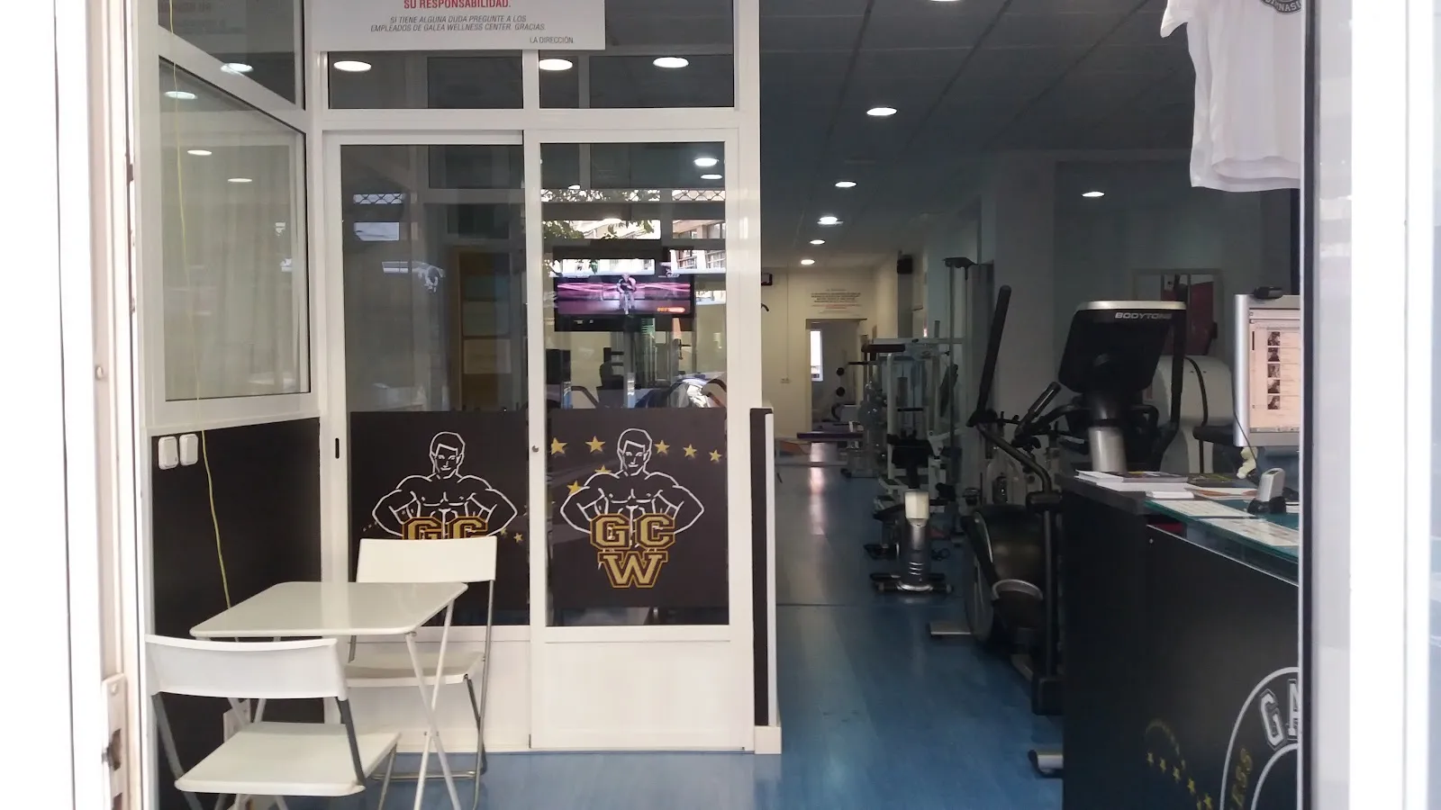GIMNASIO GALEA WELLNESS CENTER. Entrenamientos-Fisioterapia-Dietetica — estudio de fitness-studio en Cáceres — 5
