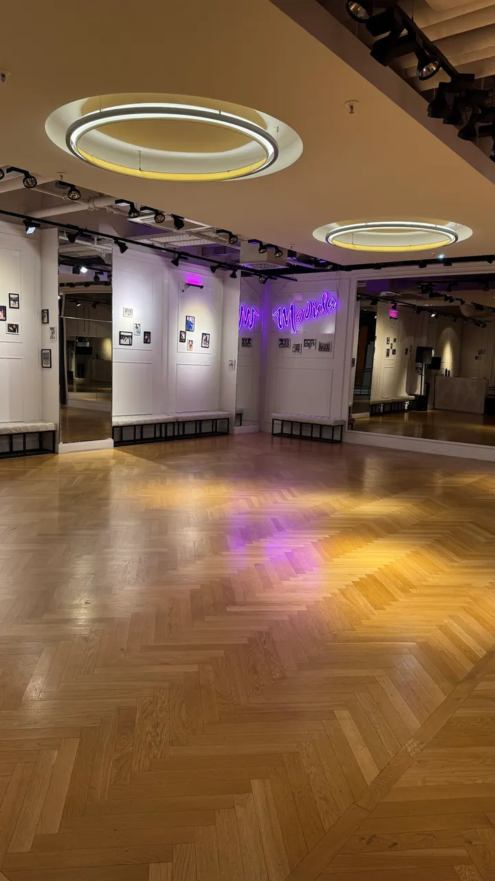 Movida Bachata und Salsa Frankfurt — tanz-studio in Bockenheim, Frankfurt am Main — 3