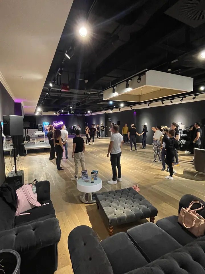 Movida Bachata und Salsa Frankfurt — tanz-studio in Frankfurt am Main — 5
