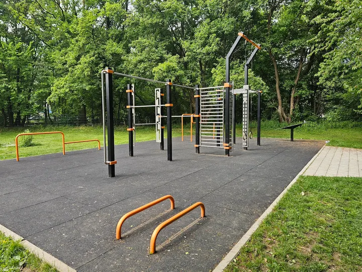 BARZFLEX Workoutpark Ingolstadt Nord — Fitnessstudio in Schubert&Salzer, Ingolstadt