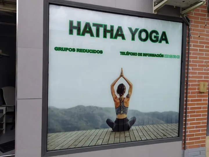 Yoga y +. — Yoga en Valdelasfuentes, Alcobendas