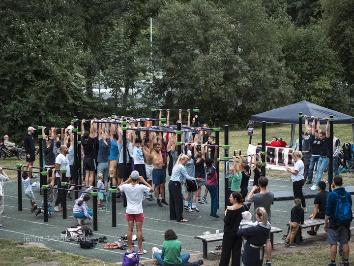Calisthenics Park — calisthenics-studio in Lurup, Hamburg — 2