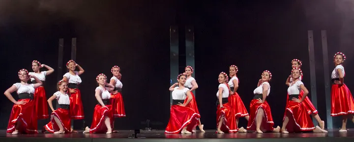 Bailaran Art Academy — baile-studio en Zaragoza — 5