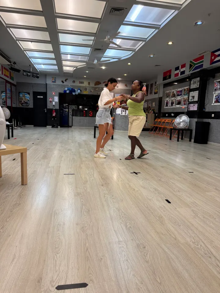 Porto com Salsa Dança Cubana — Dança em Cedofeita, Porto