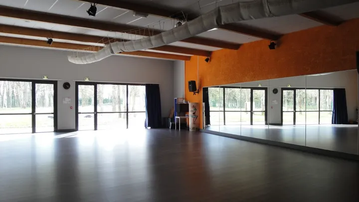 Woden Fitness Club Saran — salle de fitness-studio à Saran — 4