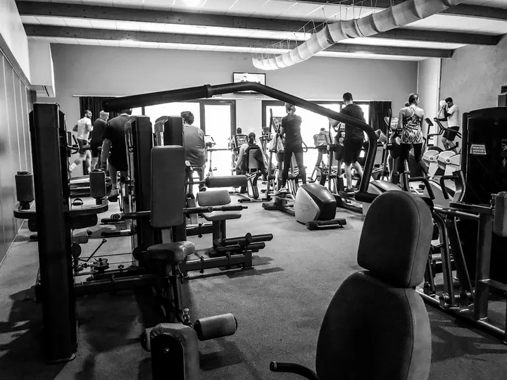 Woden Fitness Club Saran — Salle de fitness au Colombier, Saran