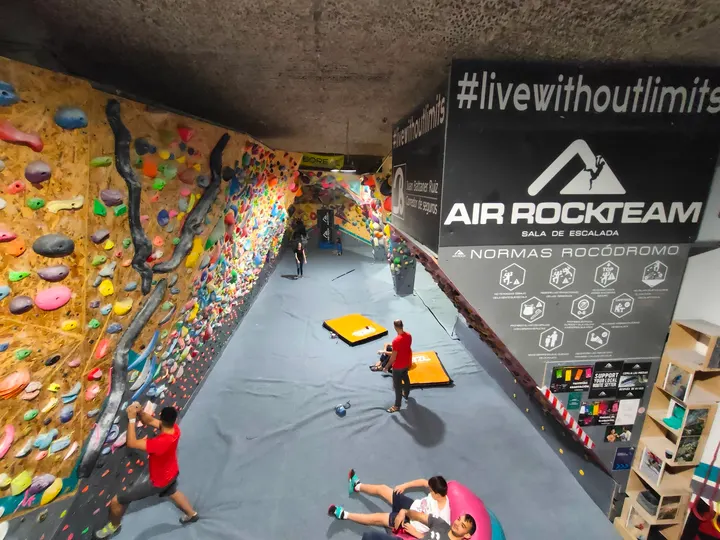 AIR ROCK I sala de escalada — escalada-studio en Burgos — 4