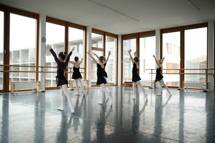 Rebeltanz | Schule für künstlerischen Tanz / Ballettschule in Münster — Tanz in Uppenberg, Münster