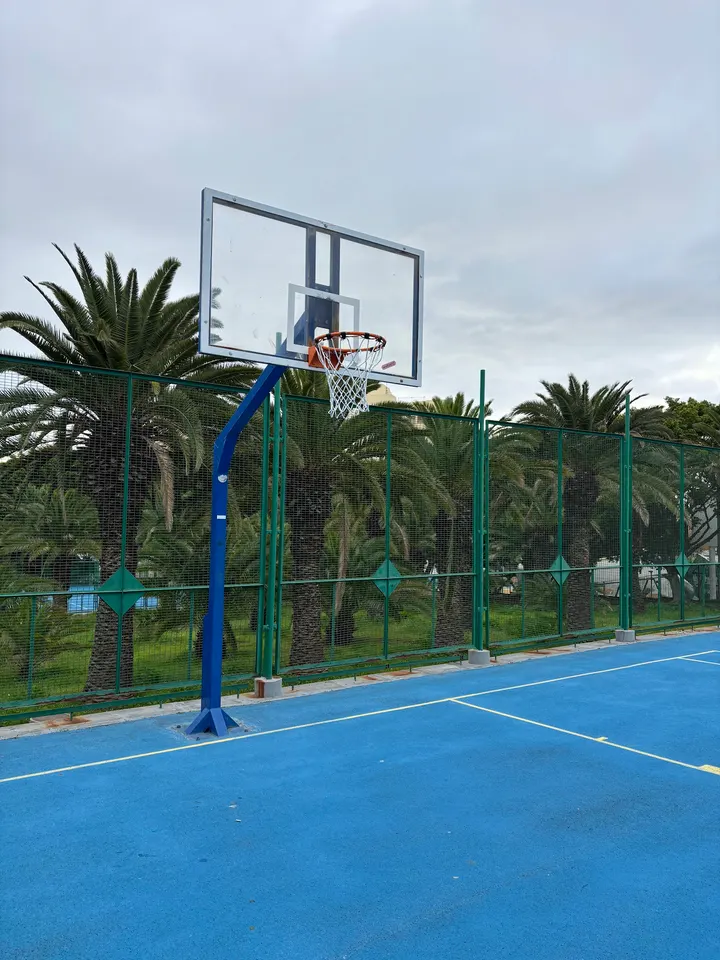 El Rocodromo Foul Streetbasket — escalada-studio en Somosierra, Santa Cruz de Tenerife — 3