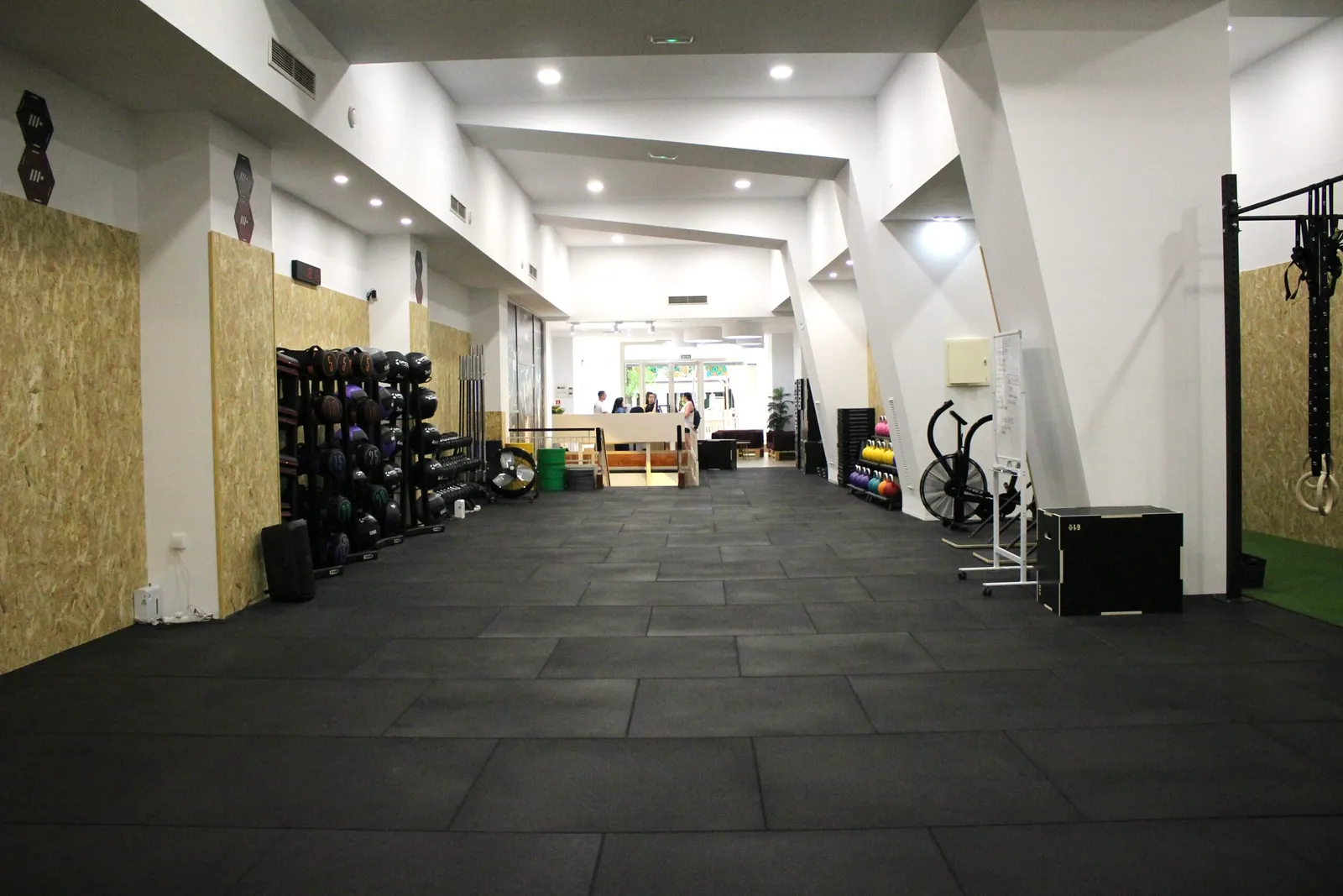 GARBAN - Entrenamiento híbrido funcional — entrenamiento funcional-studio en Centro, Zaragoza — 3