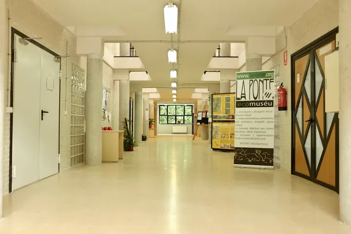 Sala Sabil — baile-studio en Las Xanas, Villanueva — 3