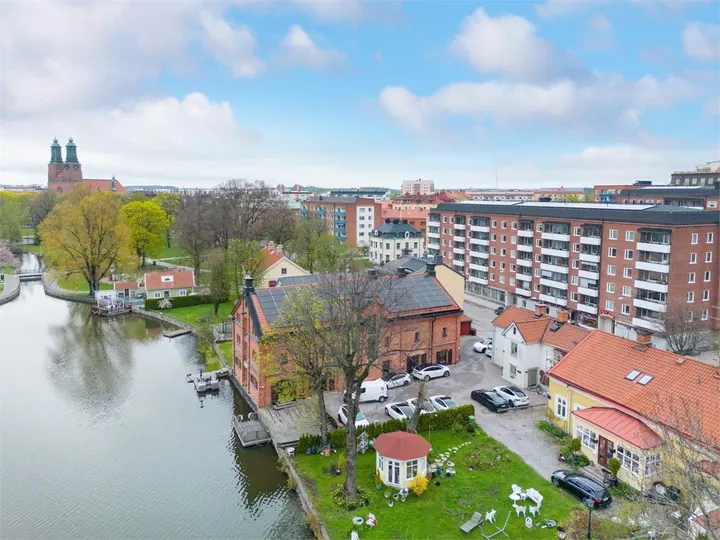 Papawadee Friskvård & Massage — wellness-studio i Gamla staden, Eskilstuna