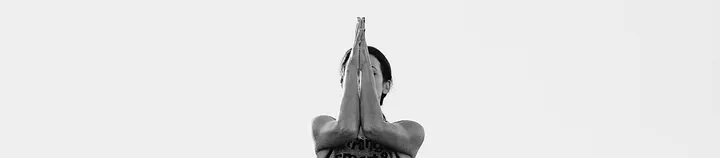 Balancing with Laura — Yoga in Groenoord, Leiden