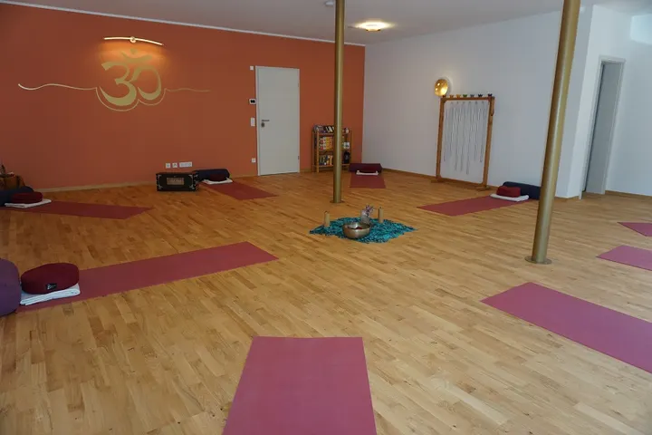 Yogaschule Namaste — yoga-studio in Lappersdorf-Hainsacker — 4