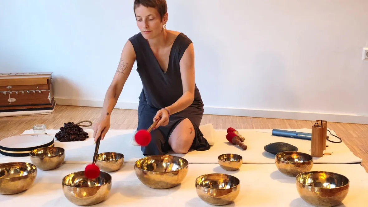 Fuß über Kopf - Dein Raum für Yoga & mehr — yoga-studio i Stuttgart — 3