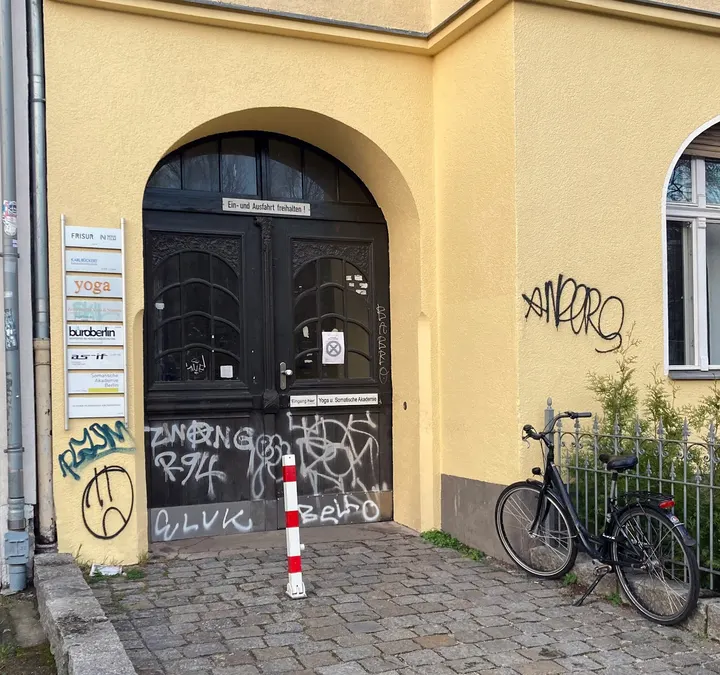 Gitta Kistenmacher, Yoga in Kreuzberg — yoga-studio in Kreuzberg, Berlin — 2