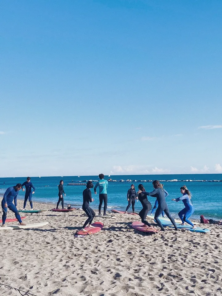 Manihi Surf School — estudio de fitness-studio en Ciutat Vella, Barcelona — 2