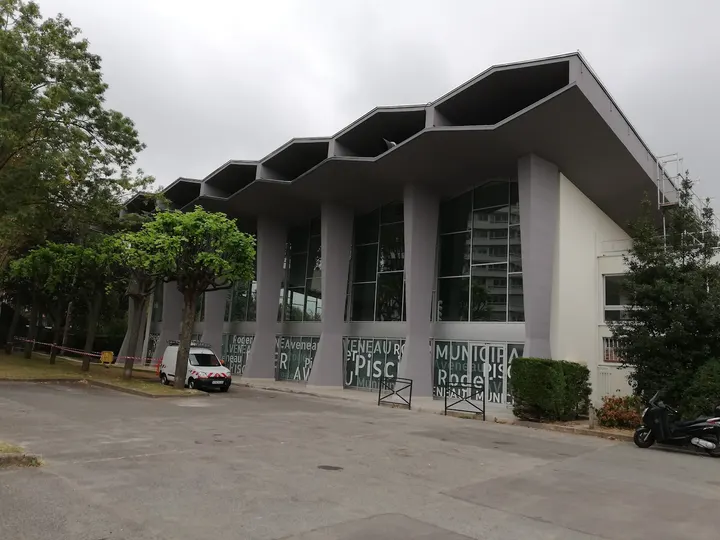 Piscine Roger Aveneau — Studio à Vanves