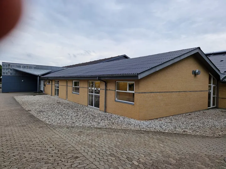 Form & Fitness — træningsstudio i Amstrup, Ulstrup — 2