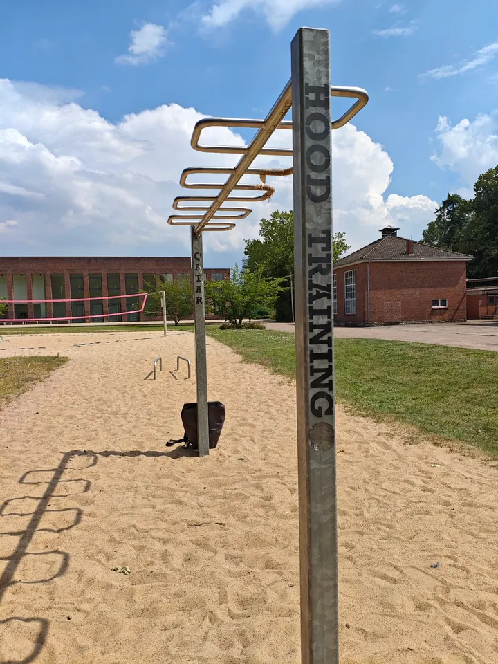 street workout area — fitnessstudio in Vegesack, Bremen — 2