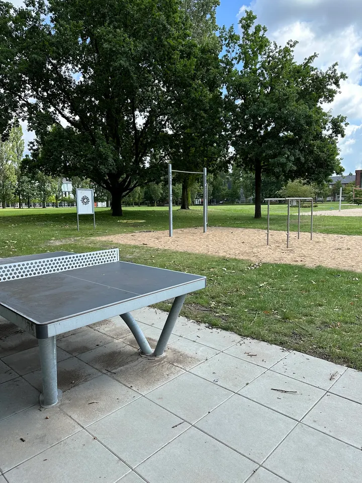 street workout area — fitnessstudio in Bremen — 3