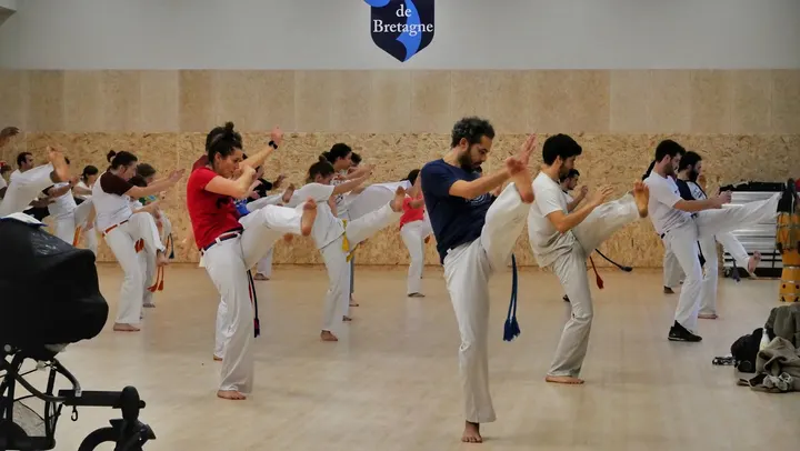 Capoeira Besouro — arts martiaux-studio à Rennes — 3