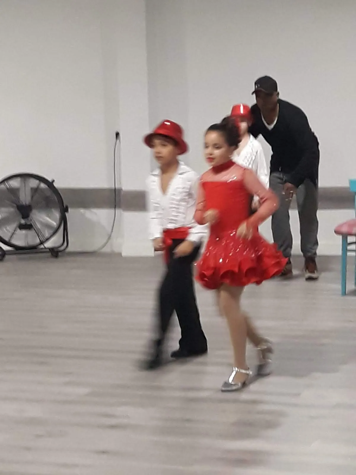 Salsaludando- Academia De Baile En Chiclana — baile-studio en Chiclana de la Frontera — 3