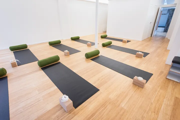 (q)ee Quartier des Batignolles — yoga-studio à Paris — 5