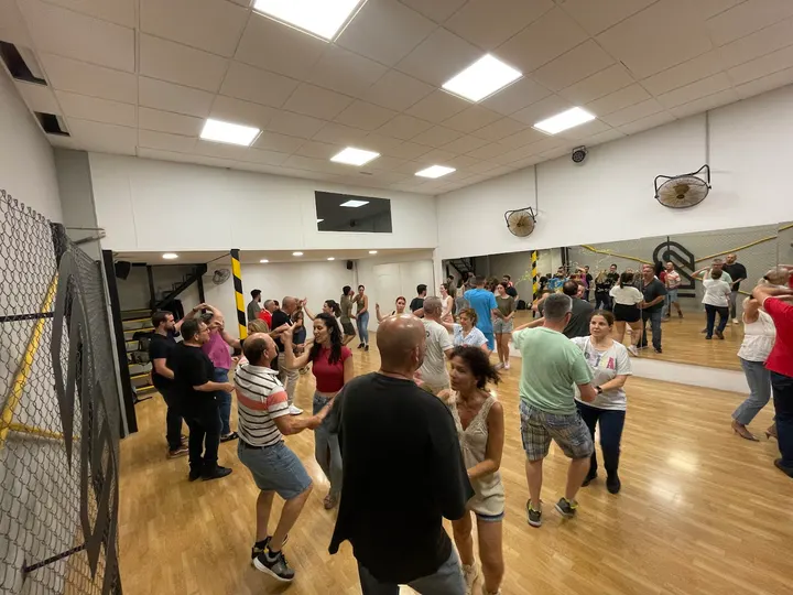 Academia de baile Baila2 Dance Studio — Baile en Fígares, Granada