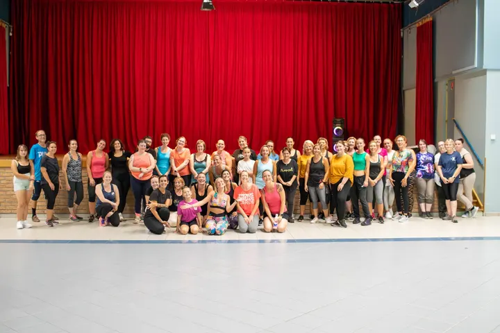 Danse Avec Moi — danse-studio à Provin — 2