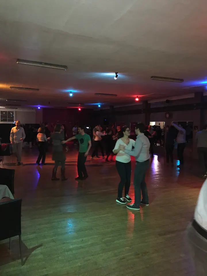 Ribas Gratte-Ciel — danse-studio à Gratte-Ciel, Villeurbanne — 3
