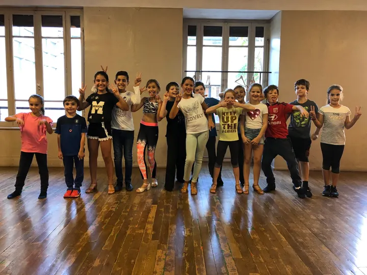 Ribas Gratte-Ciel — Danse à Gratte-Ciel, Villeurbanne