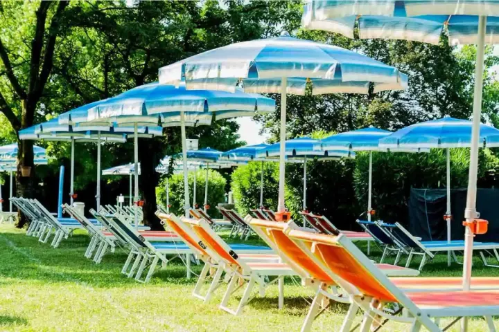 Lido Azzurro — recovery-studio a Valera, Varedo — 2