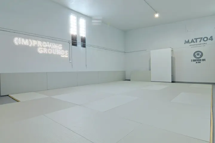 2 Brothers BFC - MAT704 — Jiu-jitsu brasileiro em Almada